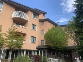 La Stella Bilocale con balcone, lyžařské středisko v destinaci Ponte di Legno