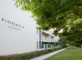 Pinnacle Apartments, hotel Canberrában