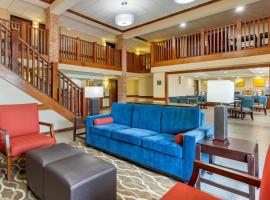 Comfort Inn & Suites Milford, hotel di Milford