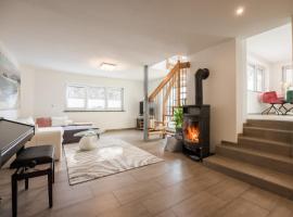 AlpenNest Appartement, kh&aacute;ch sạn golf ở Innsbruck