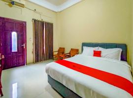 RedDoorz at Kutisari 2 Surabaya, hotelli kohteessa Surabaya l&auml;hell&auml; lentokentt&auml;&auml; Juandan kansainv&auml;linen lentokentt&auml; 