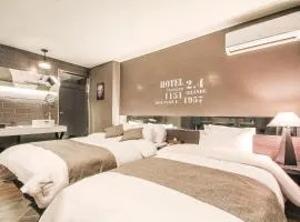 Jamsil 2.4 Hotel