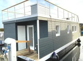 Hausboot Bruntje mit Dachterrasse in Schleswig