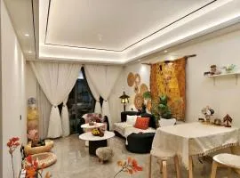 Tung Blossom House