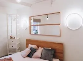 Holiday House LIL Home
