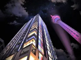 Apartment in Auckland City in Front of Sky Tower