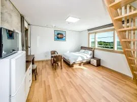 Seogwipo Gaetkeusi Pension