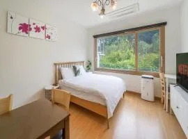 Jeju Eltzutown Pension