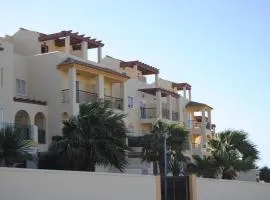 Apartamento con Piscina