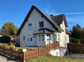 Ferienhaus im Grünen, villa en Lindlar