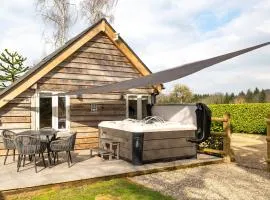 Oak Tree Hideaway