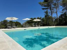 Villa Leonardo Luxury Locorotondo, hotel in Locorotondo
