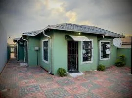Khami Guesthouse