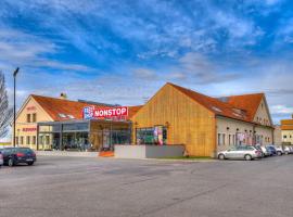 Itvv, hotel v destinaci Chvalovice