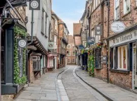 The Shambles - Attic