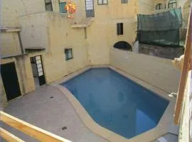 Cauchi 5 bedroom farmhouse in Gharb