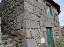 Casa de Aldeia Vale do Mondego