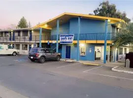 Motel 6 Santa Rosa - South