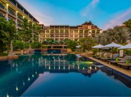 Angkor Miracle Resort & Spa, hotel dengan parkir di Siem Reap