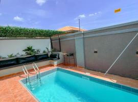 City Escape Apartments, hotel v destinaci Abudža