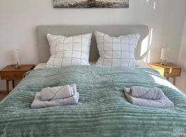 Yellow one, hotel in Maagdenburg