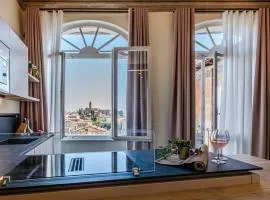 Rose - Appartamento in centro storico con balcone con vista