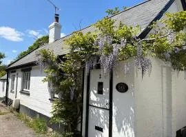 Charming Dorset Seaside Escape