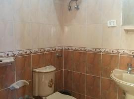 Ziggy Marley Backpackers Hostel, hôtel à Al Aqālitah