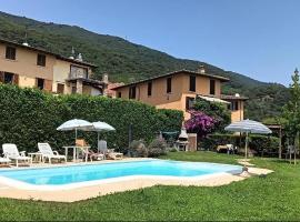 Esclusiva Vista Lago con Piscina e Parcheggio -Salò-, hotel v destinaci Roe