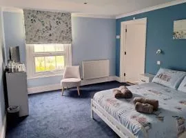 Ensuite Double Room with Countryside Views