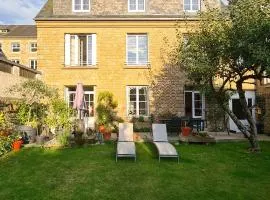 Chez Fabienne et Olivier, chambre privative avec SDB et WC, Avranches Baie du Mont Saint Michel