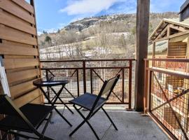 Serre Chevalier 2 pièces à 150 m du télécabine Prorel, cheap hotel in Briançon