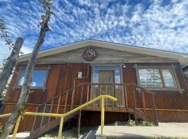 Casa Oxidada, cottage ở Puerto Natales