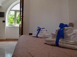 b&b Rosaria casaventre, hotel v destinaci Vietri