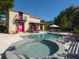 Villa Adnos
