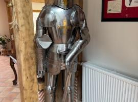 Maison pour vacances ou fêtes de famille L'Orée de Clénord, Hotel in Mont-près-Chambord