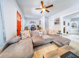 Cleveland Heights Hideaway 3 BR 1 Bath, hotel v destinaci Cleveland Heights