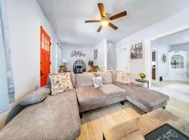 Cleveland Heights Hideaway 3 BR 1 Bath