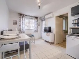 R-Plane - Jolie T2 proche du Canal