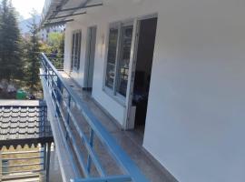 Shri Rudra's Quad Bed Rooms, Hotel in Bhowāli