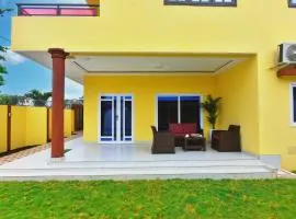 Maison moderne à Calavi - paisible et confortable