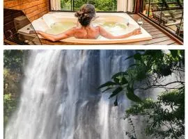 Cachoeira dos Borges Cabanas e Parque
