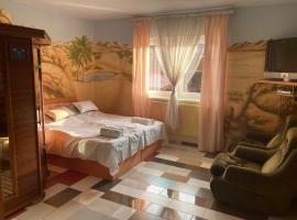 Zlatý lev, hotel in Puclice