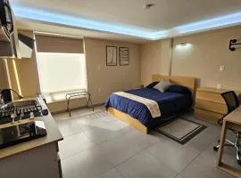 A25 EXECUTIVE SUITE at IZCALLI - TEPOTZOTLAN Families, Tourists & Travelers Choice Students Companies Executives WELCOME!!! 5min Izcalli-15min Esmeralda-20min Sátelite-25min AIFA