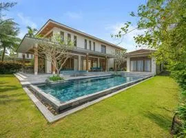 Villa Khuôn Viên Biển