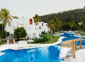 Camino Real Zaashila Huatulco