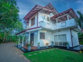 Gold Cinnamon Villa