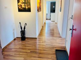 Lion Flat 2 Zimmer Wohnung in Vohburg mit Büro、Vohburg an der Donauのホテル