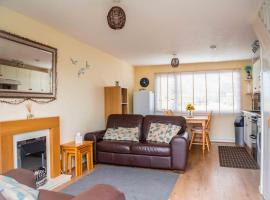 chalet, near beautiful beach, cabin in Pembrokeshire