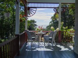 Victorian by the Sea, hotell i Lincolnville